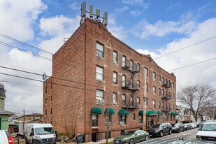 101-33 108th St in Jamaica, NY - Building Photo