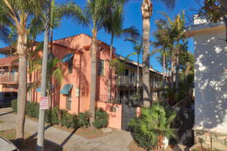 636 Linden Ave in Long Beach, CA - Foto de edificio - Building Photo