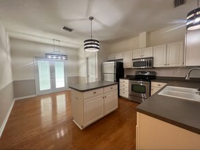 11583 NW 17 Pl in Gainesville, FL - Building Photo - Building Photo