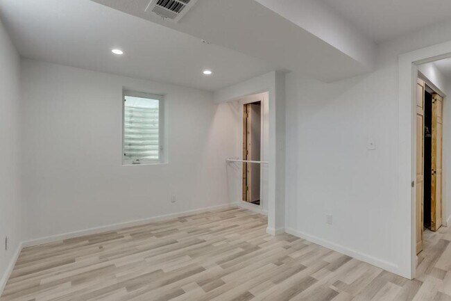 7520 W Bails Ave in Lakewood, CO - Building Photo - Building Photo