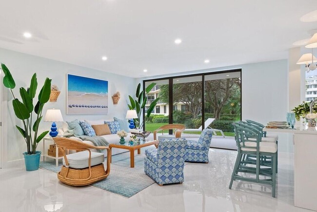 2778 S Ocean Blvd in Palm Beach, FL - Building Photo - Building Photo