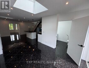 1577 Bloor St W in Toronto, ON - Building Photo - Building Photo