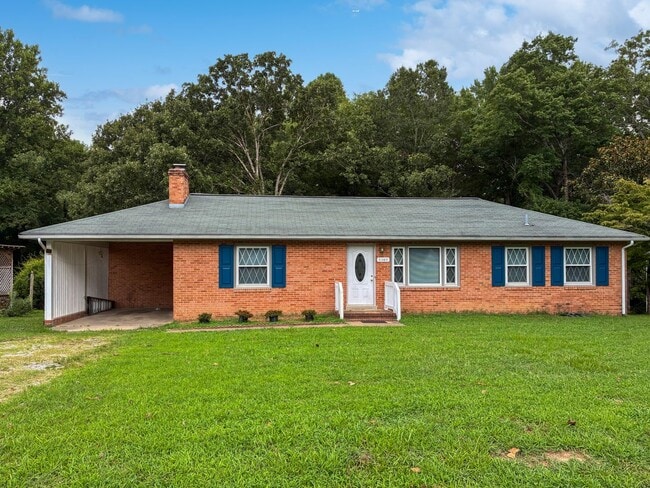 property at 5560 Spoke Ct