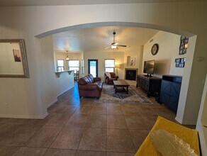 5604 New Castle Ct in Santa Teresa, NM - Building Photo - Building Photo
