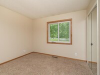 5930 Millers Cir SE in Prior Lake, MN - Building Photo - Building Photo