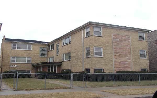 5511 W Kamerling Ave in Chicago, IL - Building Photo - Building Photo