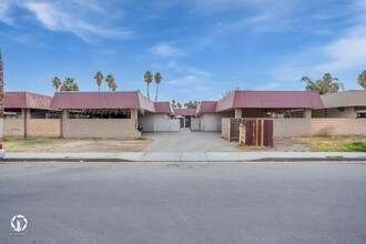 4320 Balboa Dr in Bakersfield, CA - Foto de edificio - Building Photo