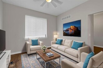 534 E Brickley Ave in Hazel Park, MI - Foto de edificio - Building Photo