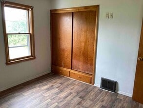 1303 Lincoln Ave in Marquette, MI - Foto de edificio - Building Photo