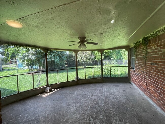 2710 Higgins Dr in Shreveport, LA - Building Photo - Building Photo