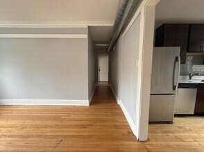 3020 N Karlov Ave in Chicago, IL - Building Photo - Building Photo