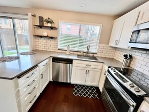 1020 SW 177th Terrace in Beaverton, OR - Building Photo - Building Photo