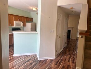 8100 Sapwood Ct in Matthews, NC - Building Photo - Building Photo