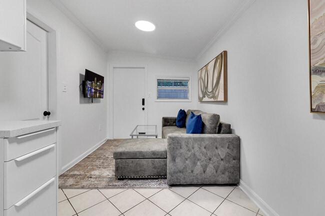 property at 3130 SW 27th St