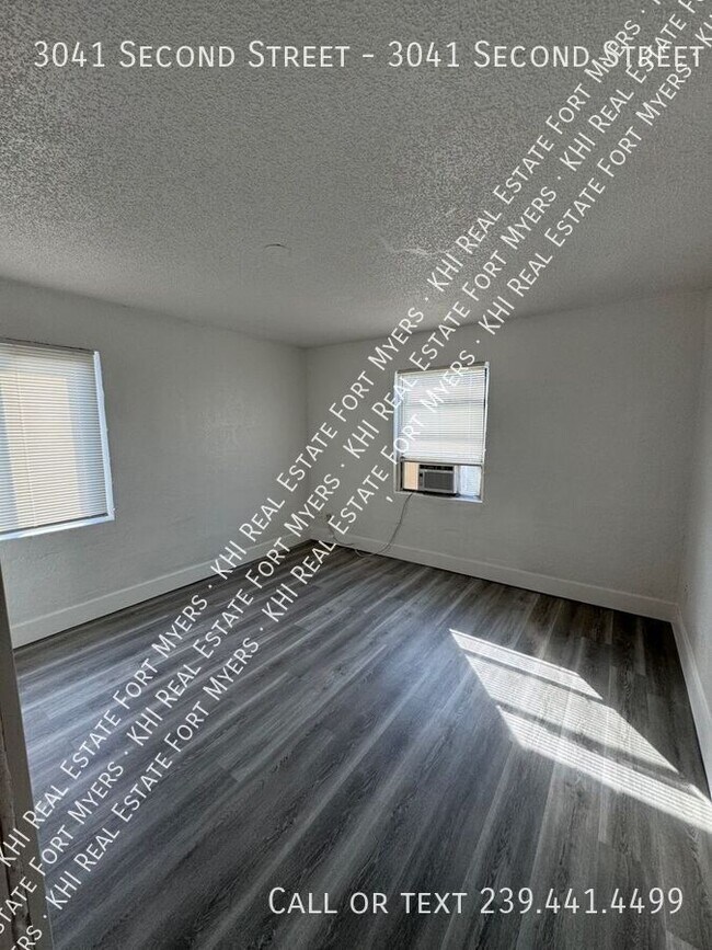 3041 2nd St in Ft. Myers, FL - Building Photo - Building Photo