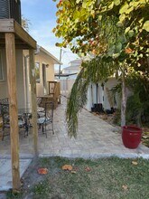 3601 Alabama Ave NE, Unit 3601 B in St. Petersburg, FL - Building Photo - Building Photo