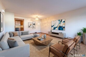 11 St Marc Cir in South Windsor, CT - Building Photo - Building Photo