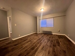 3553 N Oakland Ave in Milwaukee, WI - Building Photo - Building Photo