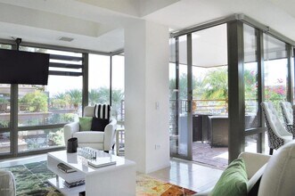 7137 E Rancho Vista Dr, Unit 4001 in Scottsdale, AZ - Building Photo - Building Photo