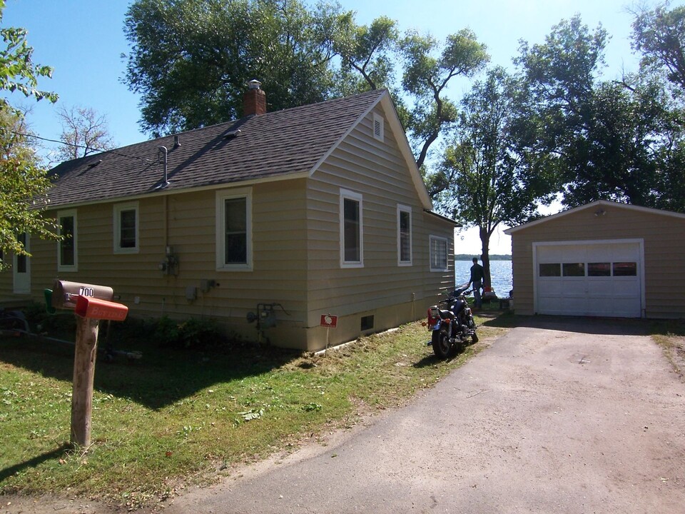 700 Woodland Ave SW in Bemidji, MN - Building Photo