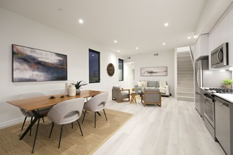 Elevon Lofts in San Diego, CA - Building Photo - Interior Photo