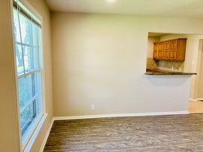 103 Lewis St in Waxahachie, TX - Building Photo - Building Photo