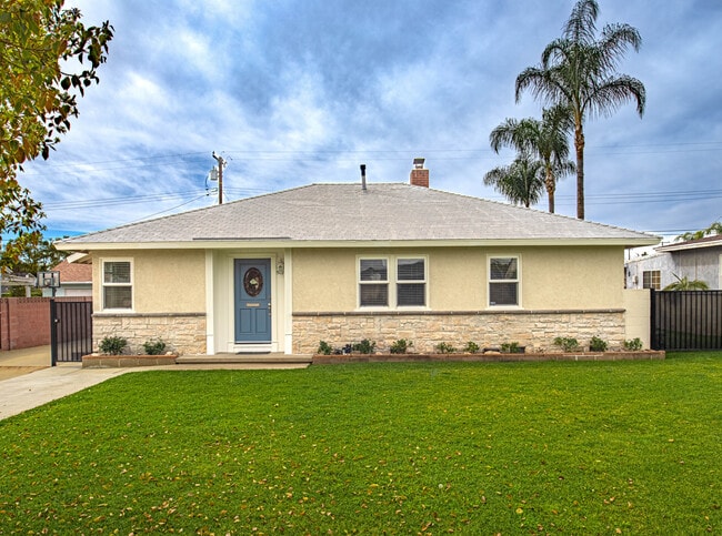549 N La Sena Ave, Unit Main House