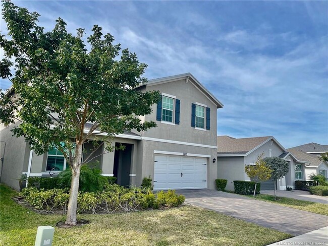 2910 NE Breezeway Cir in Ocean Breeze, FL - Foto de edificio - Building Photo