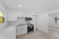 712 Avenue H photo'