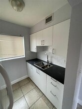 2330 NW 11th St in Miami, FL - Building Photo - Building Photo