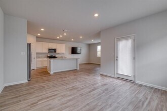 128 Checkers Cv in Elgin, TX - Building Photo - Building Photo