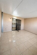 5935 W 16th Ln in Hialeah, FL - Building Photo - Building Photo
