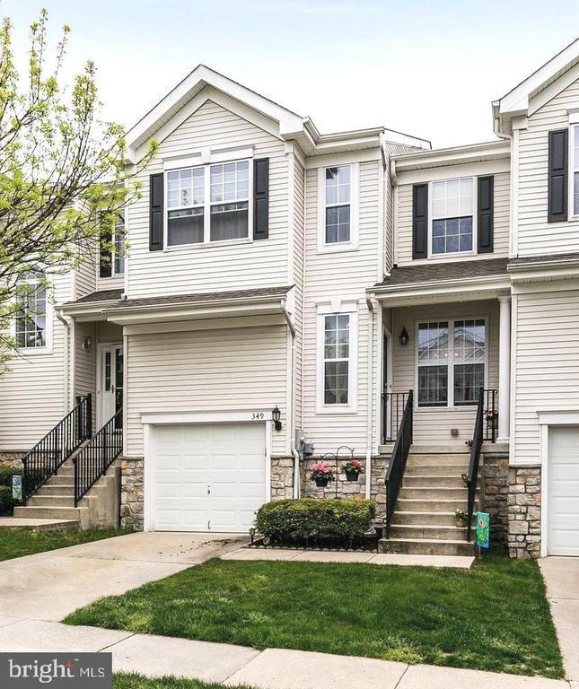 349 Huntington Dr in Delran, NJ - Building Photo - Building Photo