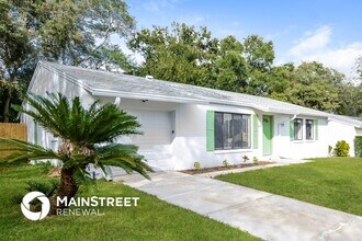 813 Borde Del Camino Dr in Altamonte Springs, FL - Building Photo - Building Photo