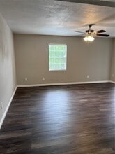 503 Park Ln in Cleveland, TX - Building Photo - Building Photo