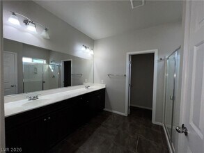 10804 Leatherstocking Ave in Las Vegas, NV - Building Photo - Building Photo