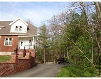 207 John Scott Blvd in Norton, MA - Building Photo