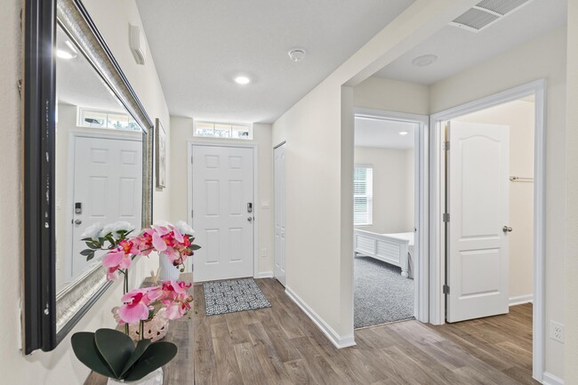 8 Ryecrest Ln in Palm Coast, FL - Foto de edificio - Building Photo