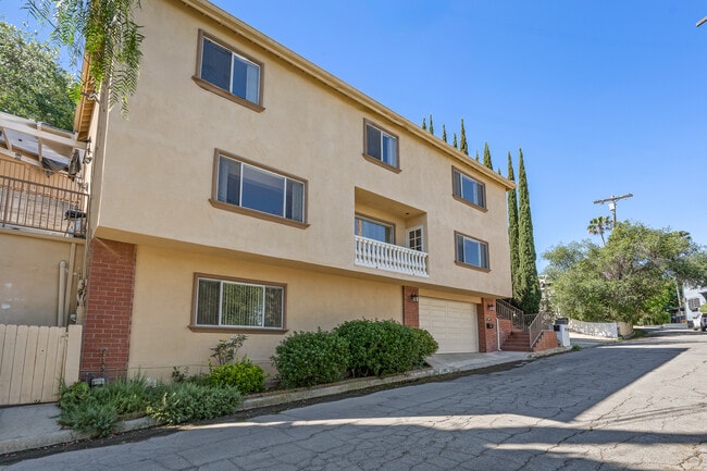 property at 3962 Oakfield Dr