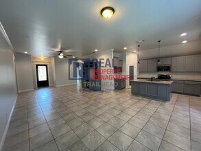 2205 Steepleridge Cir in Granbury, TX - Building Photo - Building Photo