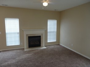 4406 Snowcrest Ln in Raleigh, NC - Building Photo - Building Photo