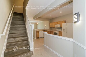 26533 Castleview Way in Wesley Chapel, FL - Building Photo - Building Photo