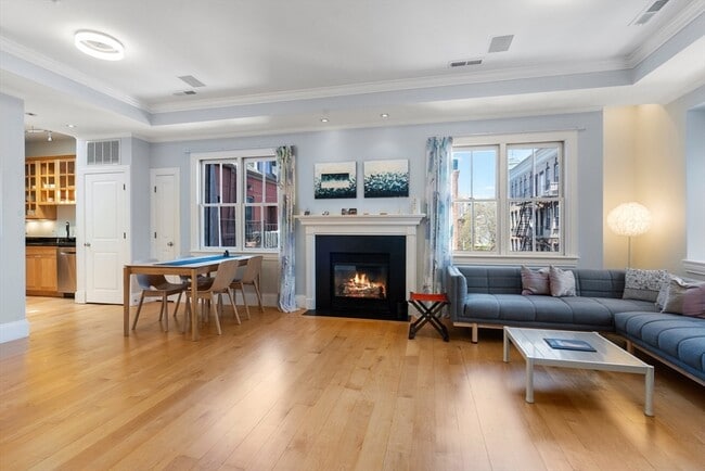 43 Worcester St, Unit 9 in Boston, MA - Building Photo - Building Photo