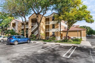 8302 NW 24th St in Coral Springs, FL - Building Photo