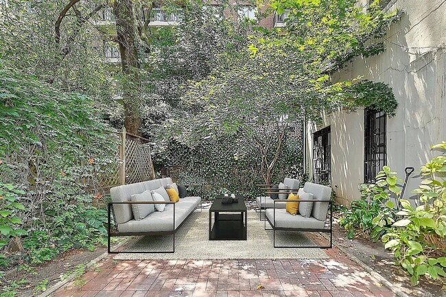 property at 208 E 31st St