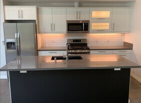 Manzanita Creek in Mammoth Lakes, CA - Building Photo