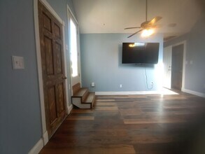 8 Myrtle St in Middleboro, MA - Building Photo - Building Photo