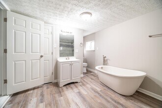 465 Brehl Ave in Columbus, OH - Building Photo - Building Photo