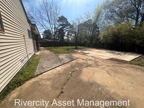277 Honduras Dr in Memphis, TN - Building Photo - Building Photo