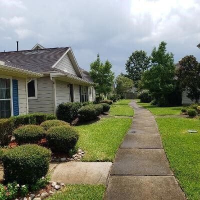 1569 Nichole Woods Dr in Houston, TX - Building Photo